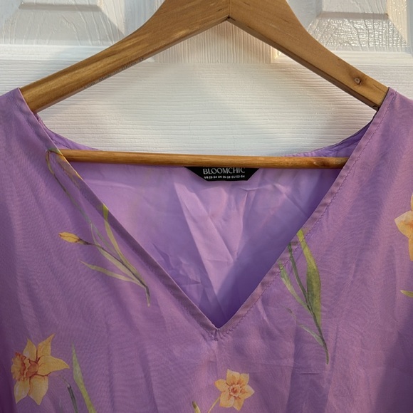 BloomChic Purple and Yellow Bell Sleeve Tunic, chiffon material , lined, 22-24W - Picture 3 of 11